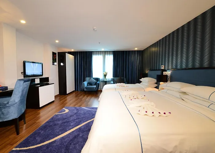 Hanoi Emerald Waters Hotel & Spa